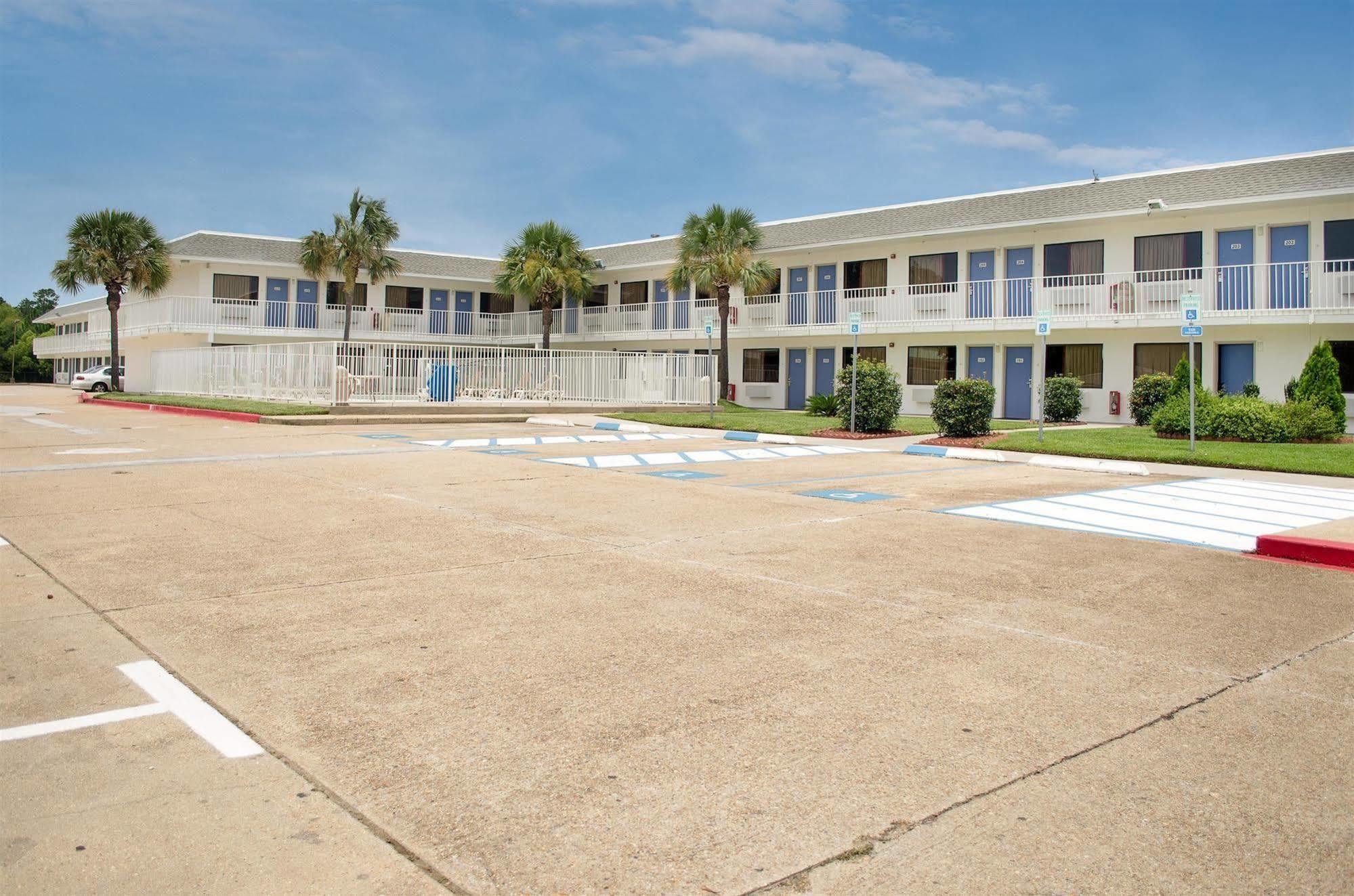 Hotel 6 Gulfport, Ms Airport Gulfport